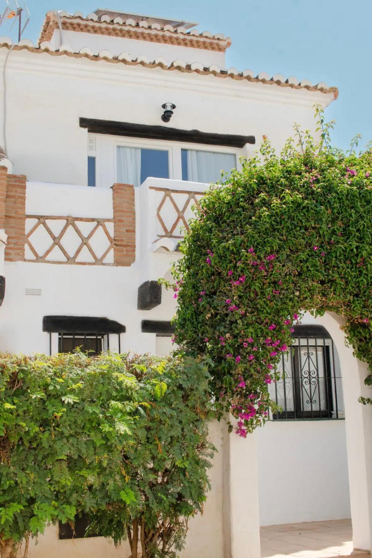 Mijas Costa - Beachside Apartment-B Sitio de Calahonda Eksteriør billede